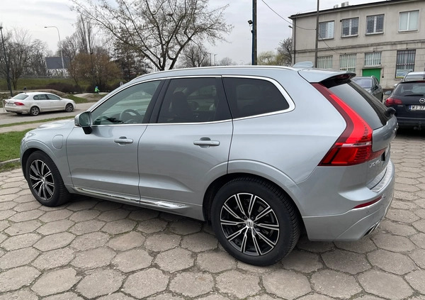 Volvo XC 60 cena 139900 przebieg: 137600, rok produkcji 2018 z Warszawa małe 379